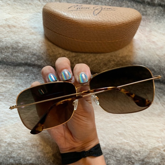 { Maui Jim } Breezeway Aviator Polarized Sunglass - Picture 5 of 8